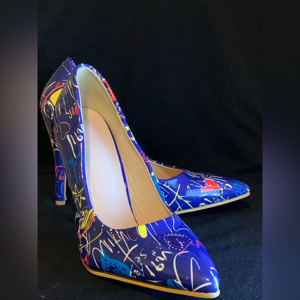 WMNS Heels